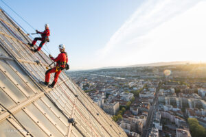Formation CQP travailler sur cordes – Initial - cordiste en situation de travail en hauteur sécurisé