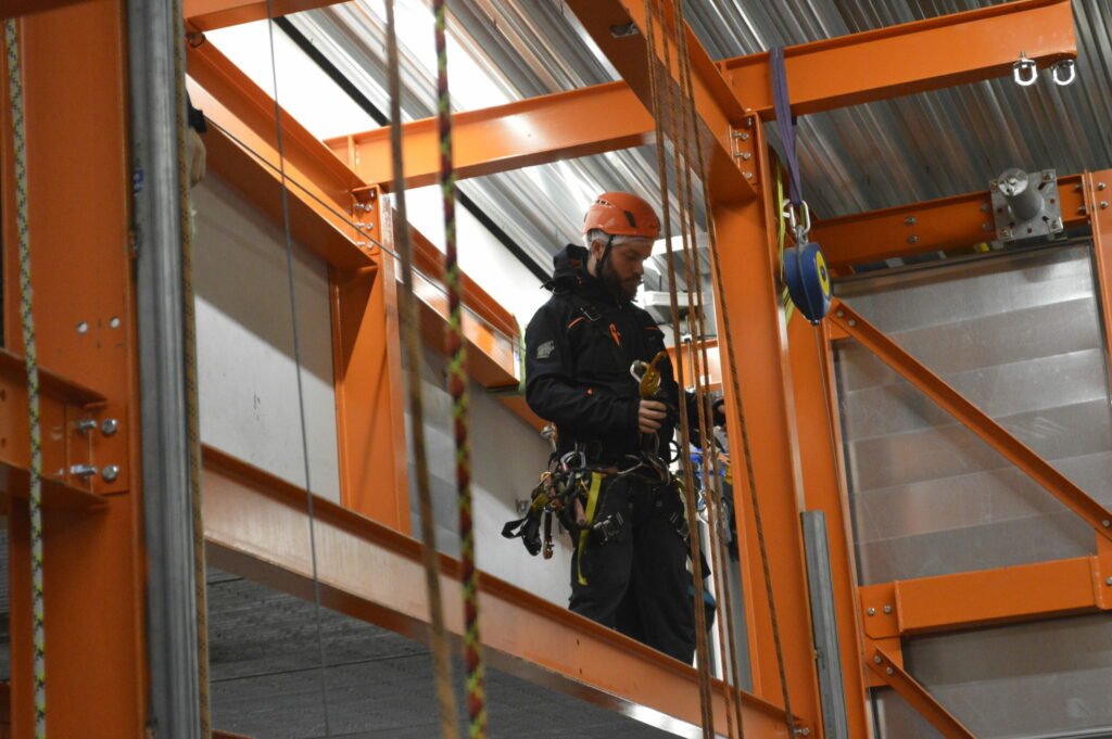Formation travaux en hauteur et port des EPI – utilisation des équipements de protection antichute